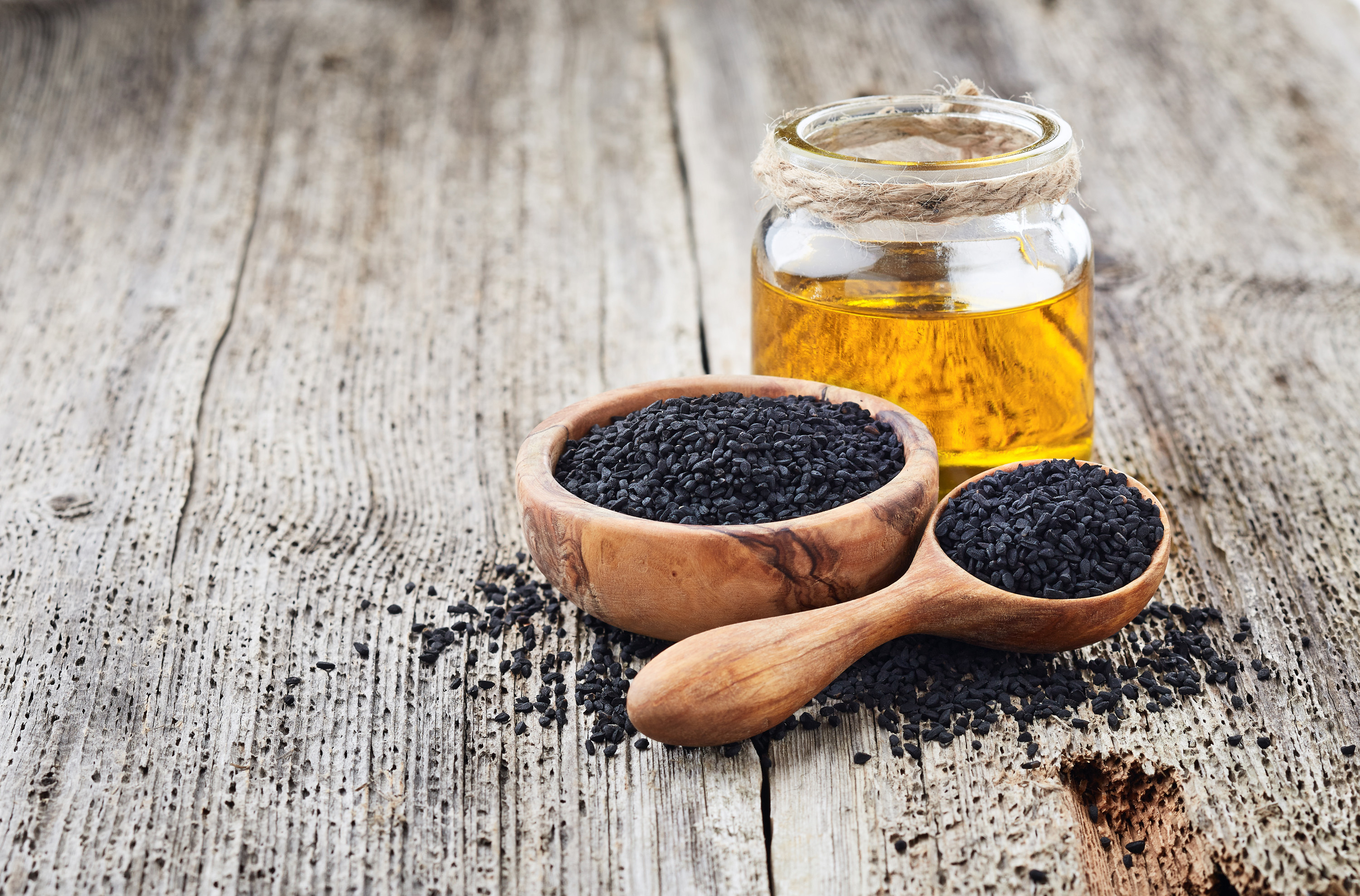 Kalonji Oil Benefits (Black Seeds) For Hair Loss & Regrowth